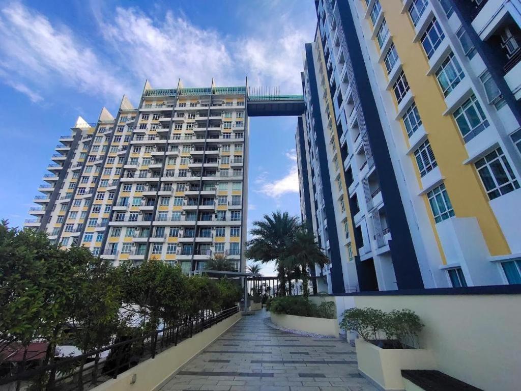 Apartment Town Majestic By Iwh *